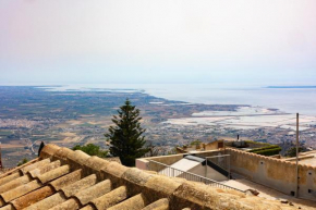 Erice Lovely Apt with Terrace and Stunning View Erice